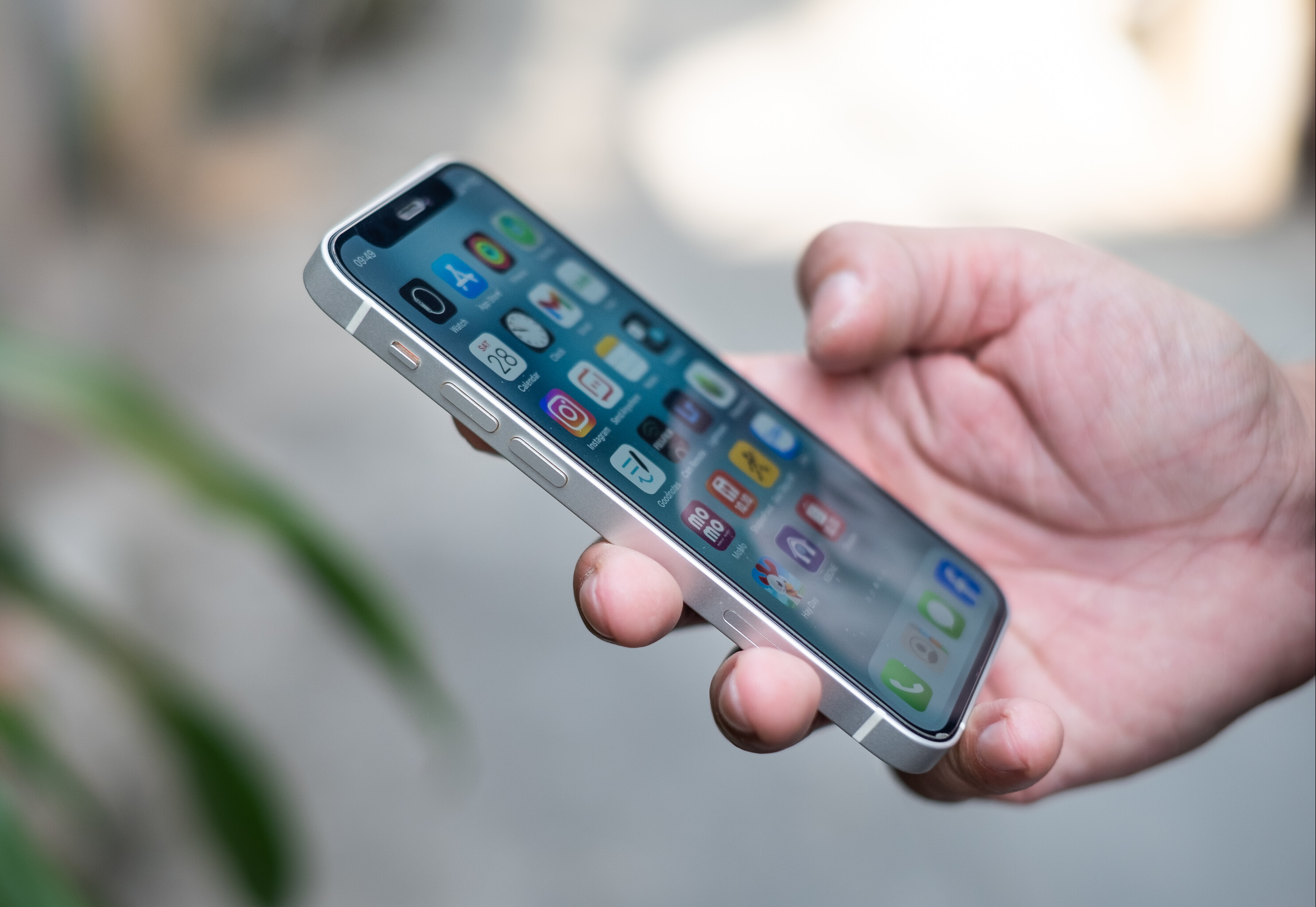 Apple iPhone 12 mini