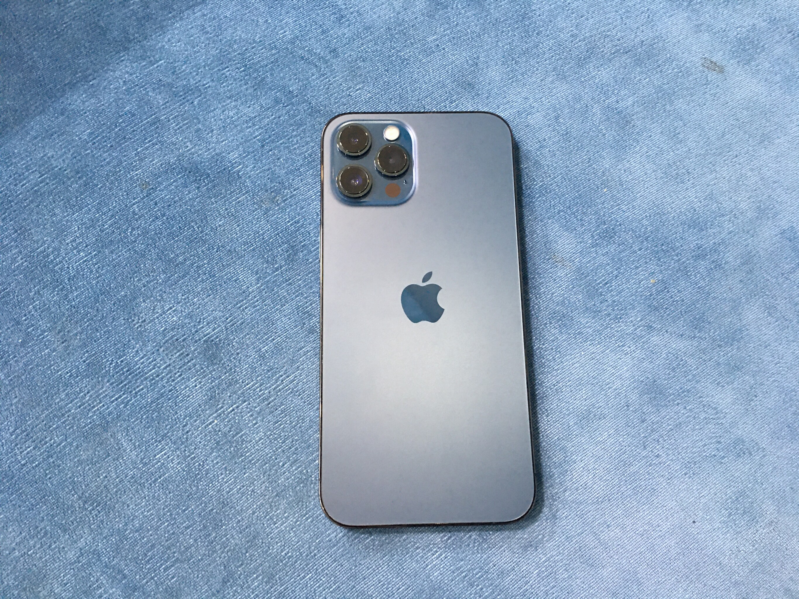 Apple iPhone 12 Pro Max