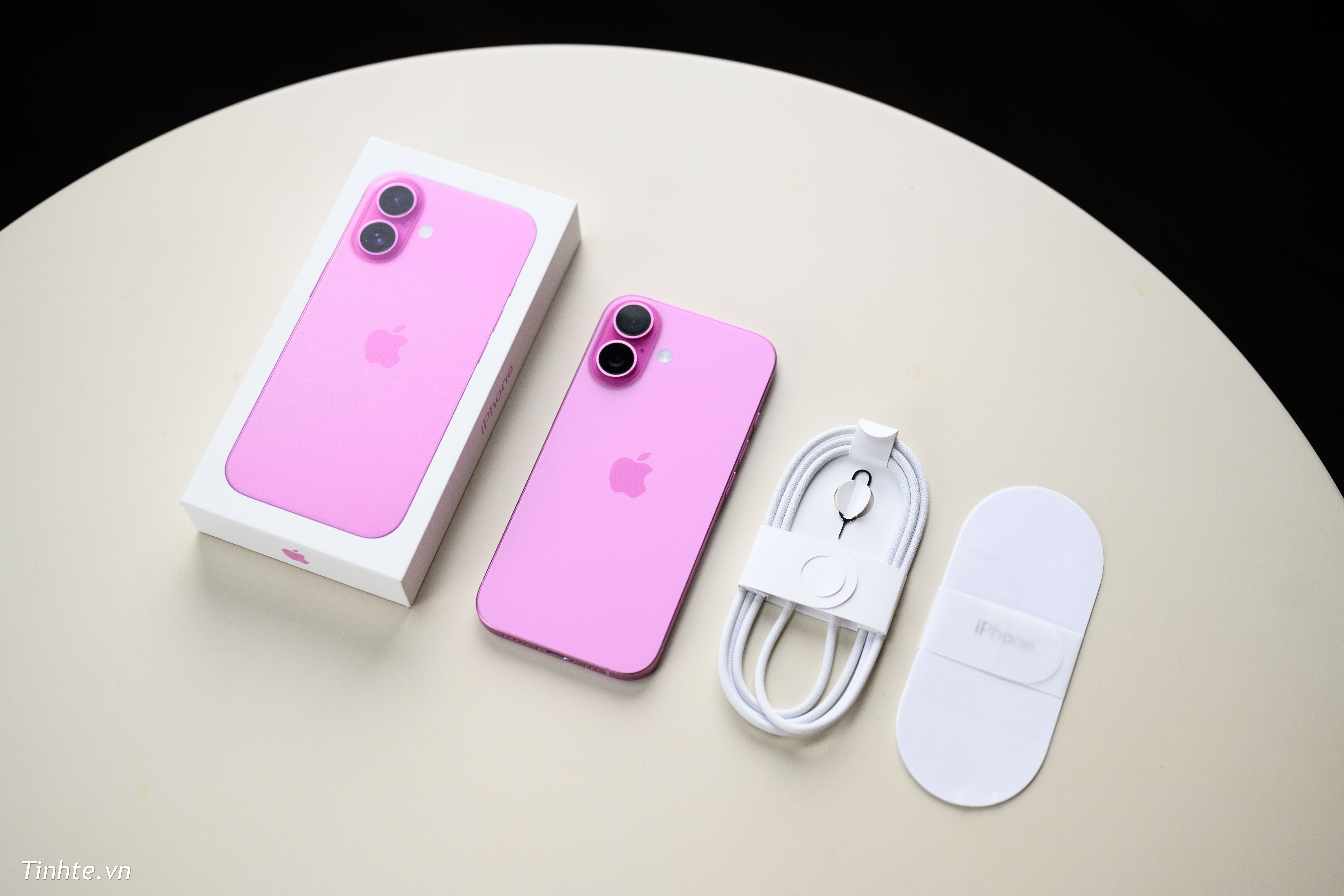 Apple iPhone 16 Apple iPhone 16 315.