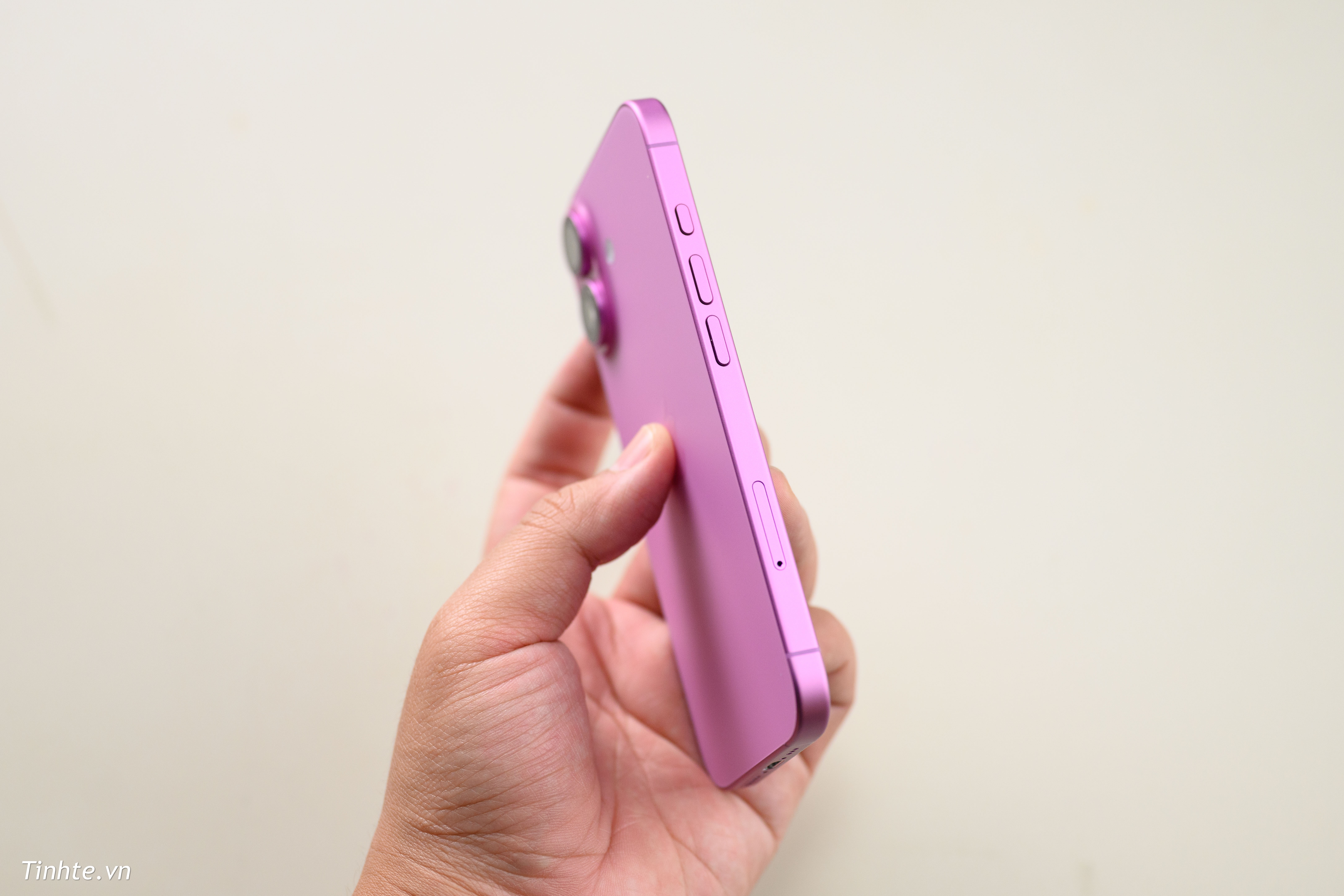 Apple iPhone 16 Apple iPhone 16 646.