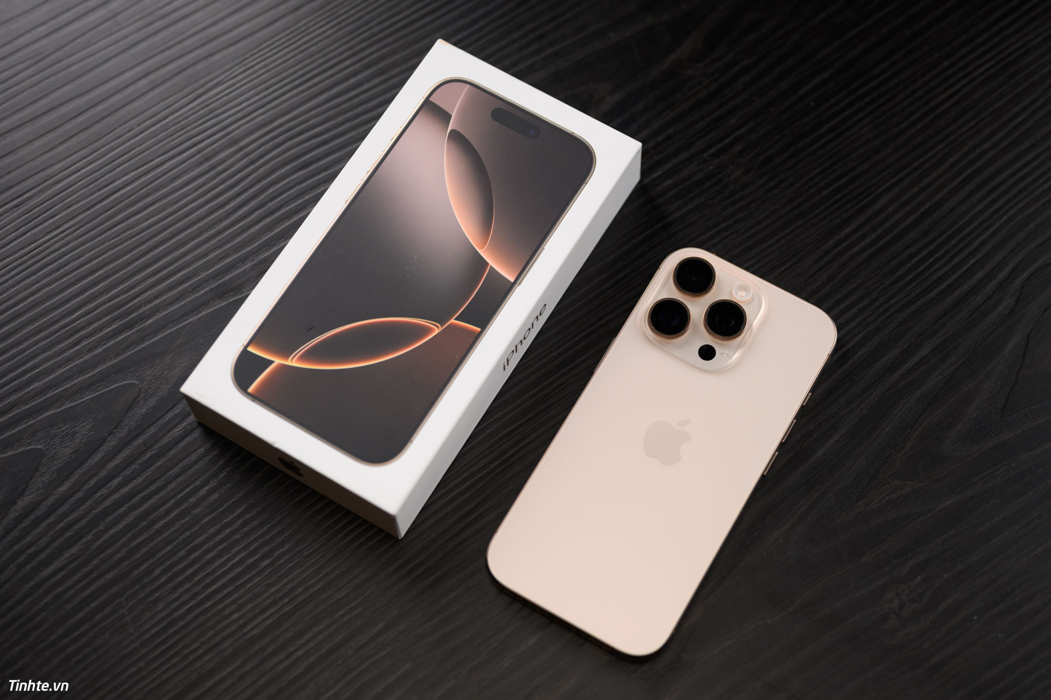 Apple iPhone 16 Pro