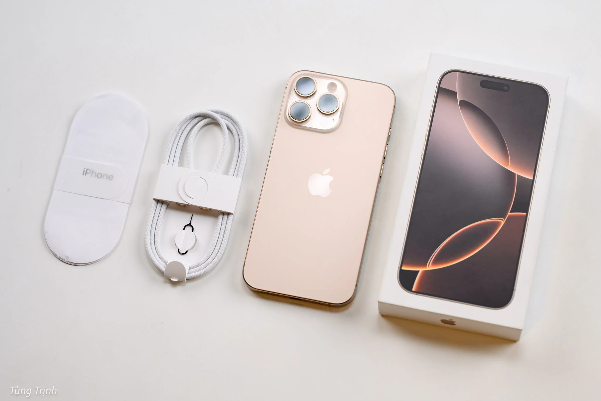 Apple iPhone 16 Pro Max Apple iPhone 16 Pro Max 097.