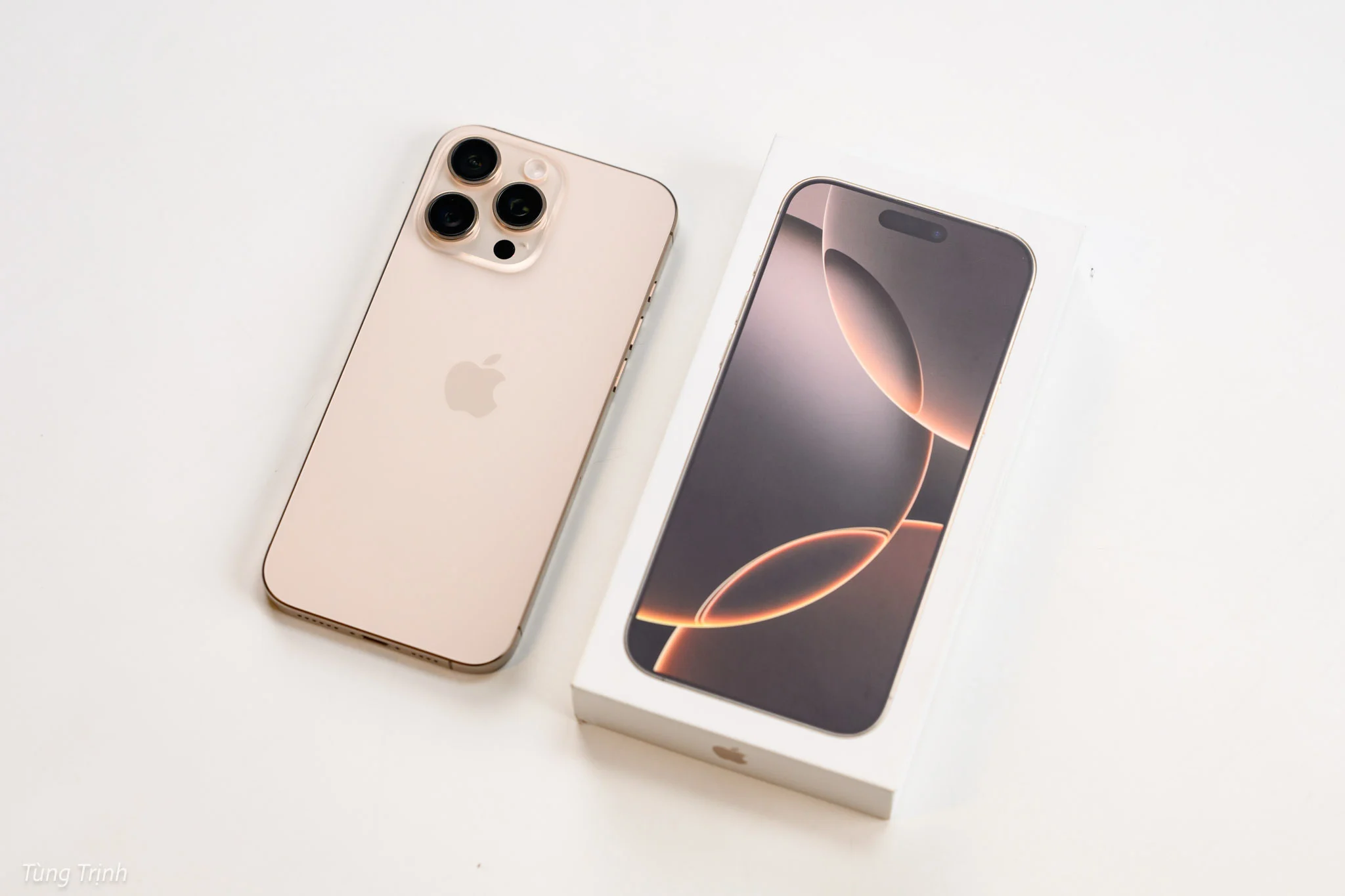 Apple iPhone 16 Pro Max Apple iPhone 16 Pro Max 920.