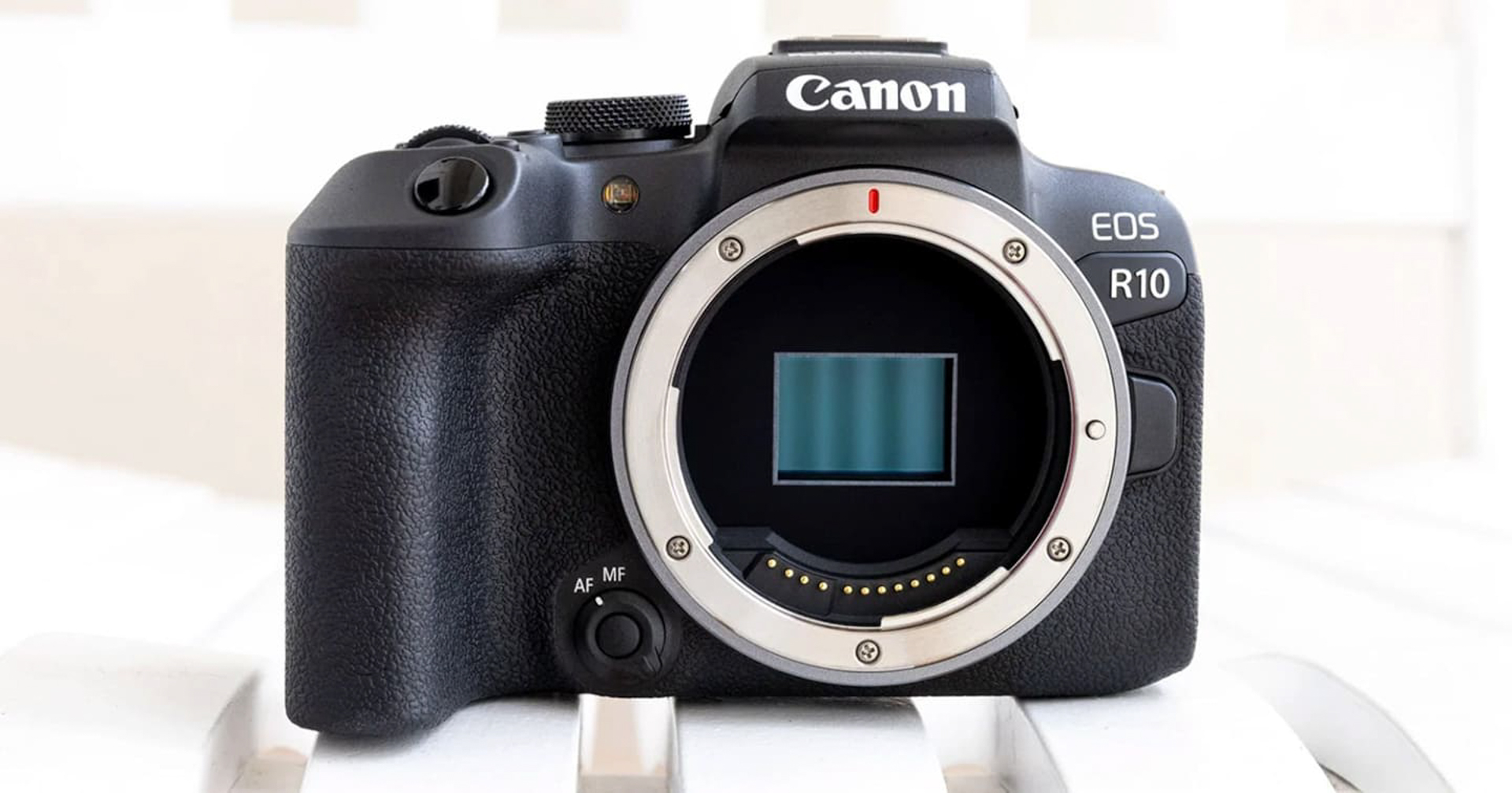 Canon EOS R10
