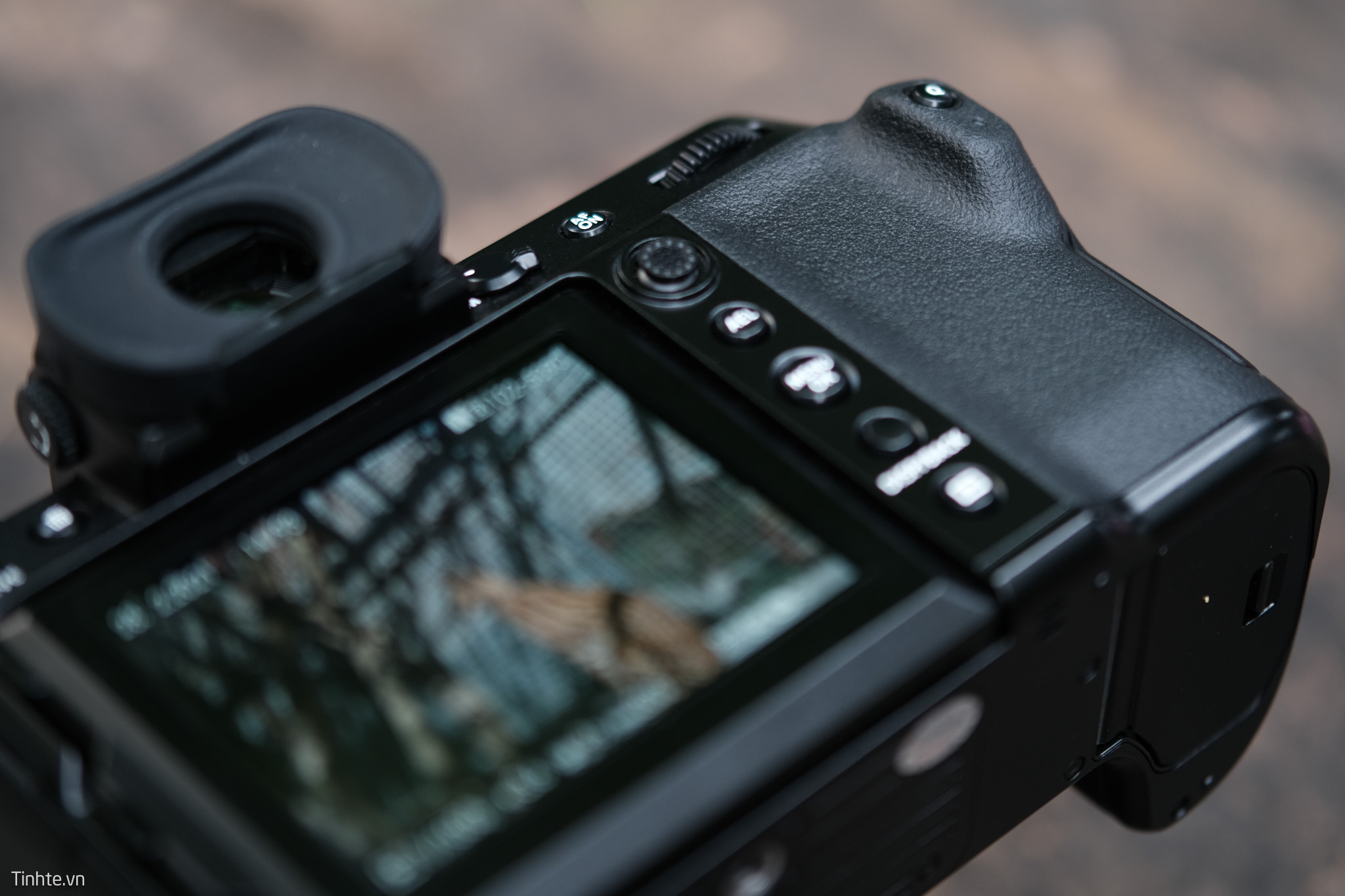 Fujifilm GFX 100S 890.