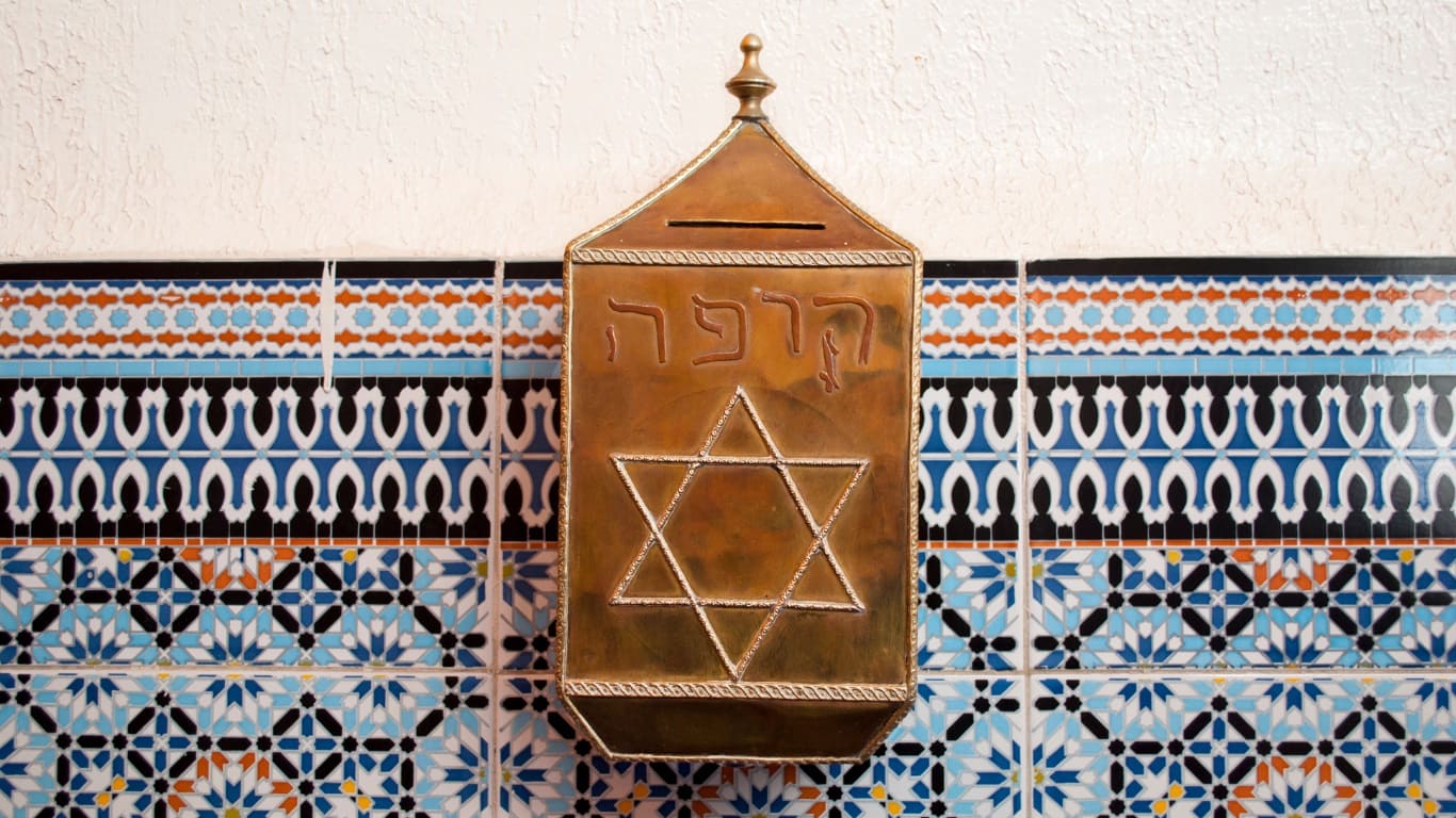 Cây sự sống, ánh sáng vô tận và thế giới vỡ vụn – Kabbalah Do Thái và huyền học phương Tây