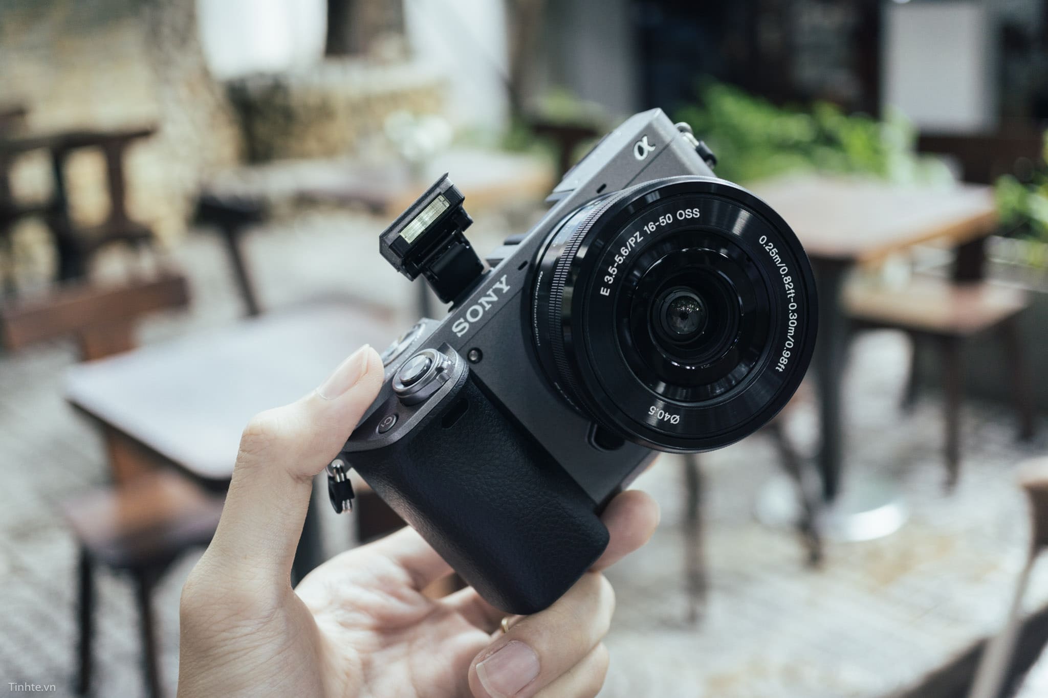 Máy ảnh Sony A6500