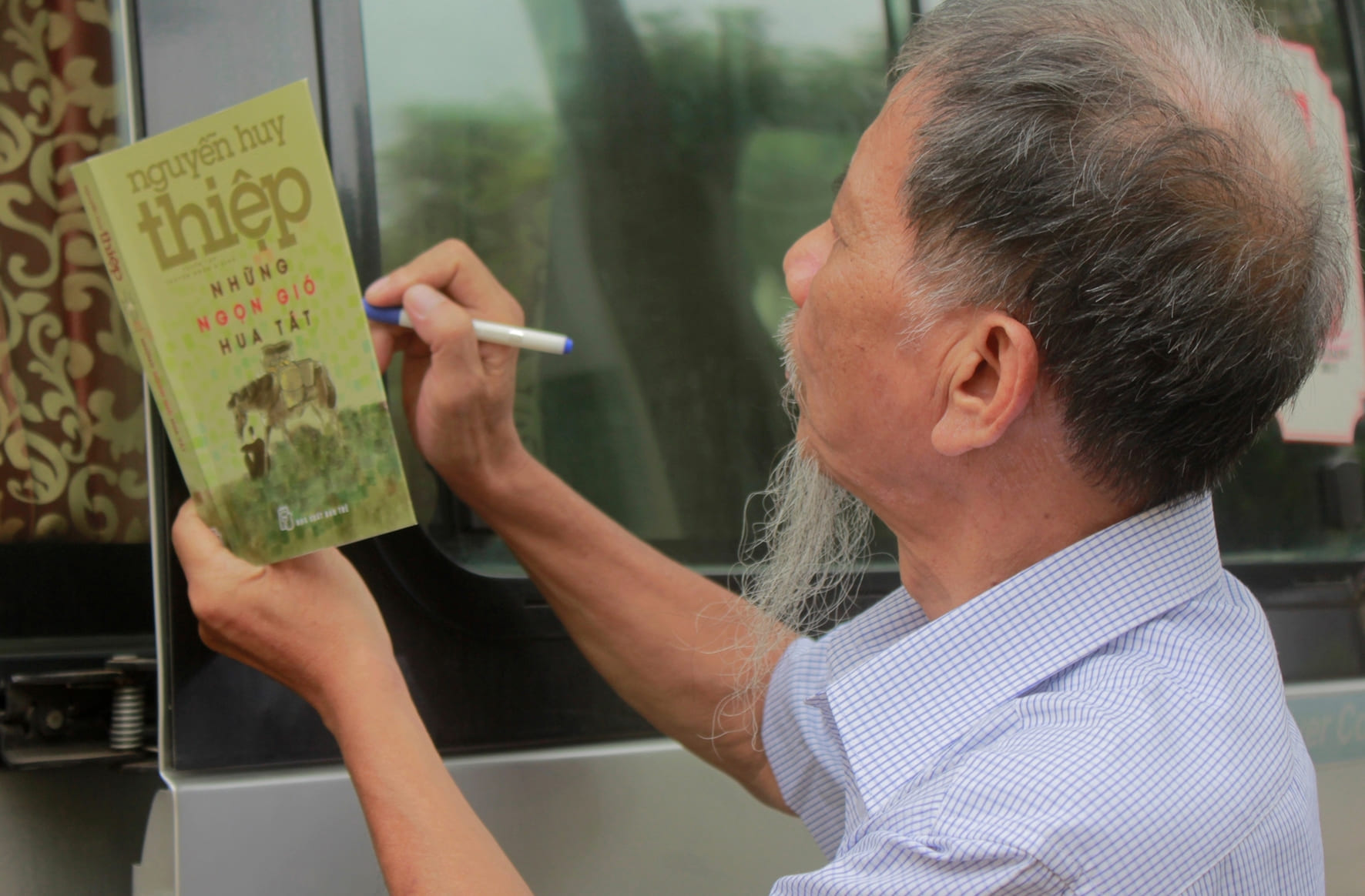 Nhà văn Nguyễn Huy Thiệp – Hiện thực đa chiều 120 – thu vien, van hoc, van hoc viet nam, tho ca, nguyen huy thiep, tieu su tac gia, tieu su nha van, nha van, nha van nguyen huy thiep.