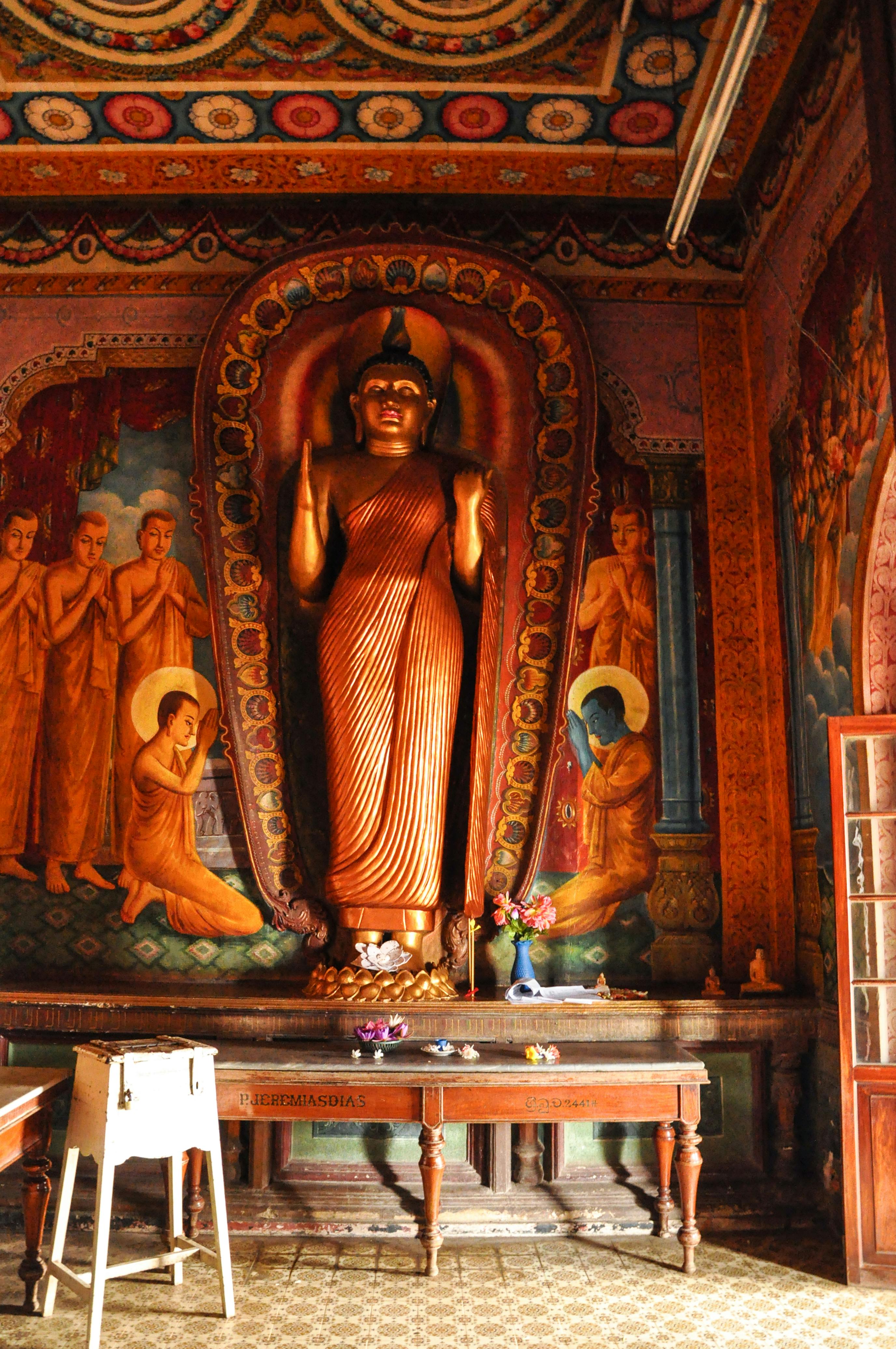 Tam bảo (Triratna – 三寶) là gì? 574 – ton giao, phat giao, tam bao, tam hoc, phat, phap, tang, thuc hanh ton giao, kien thuc phat giao, kien thuc ton giao.