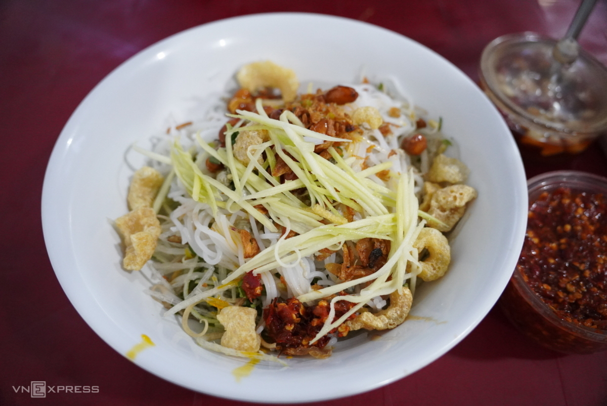 12 hàng quán khách phải thử khi đến Huế 814 – du lich, am thuc, du lich mien trung, am thuc mien trung, du lich hue, am thuc hue, quan an hue, an uong hue.