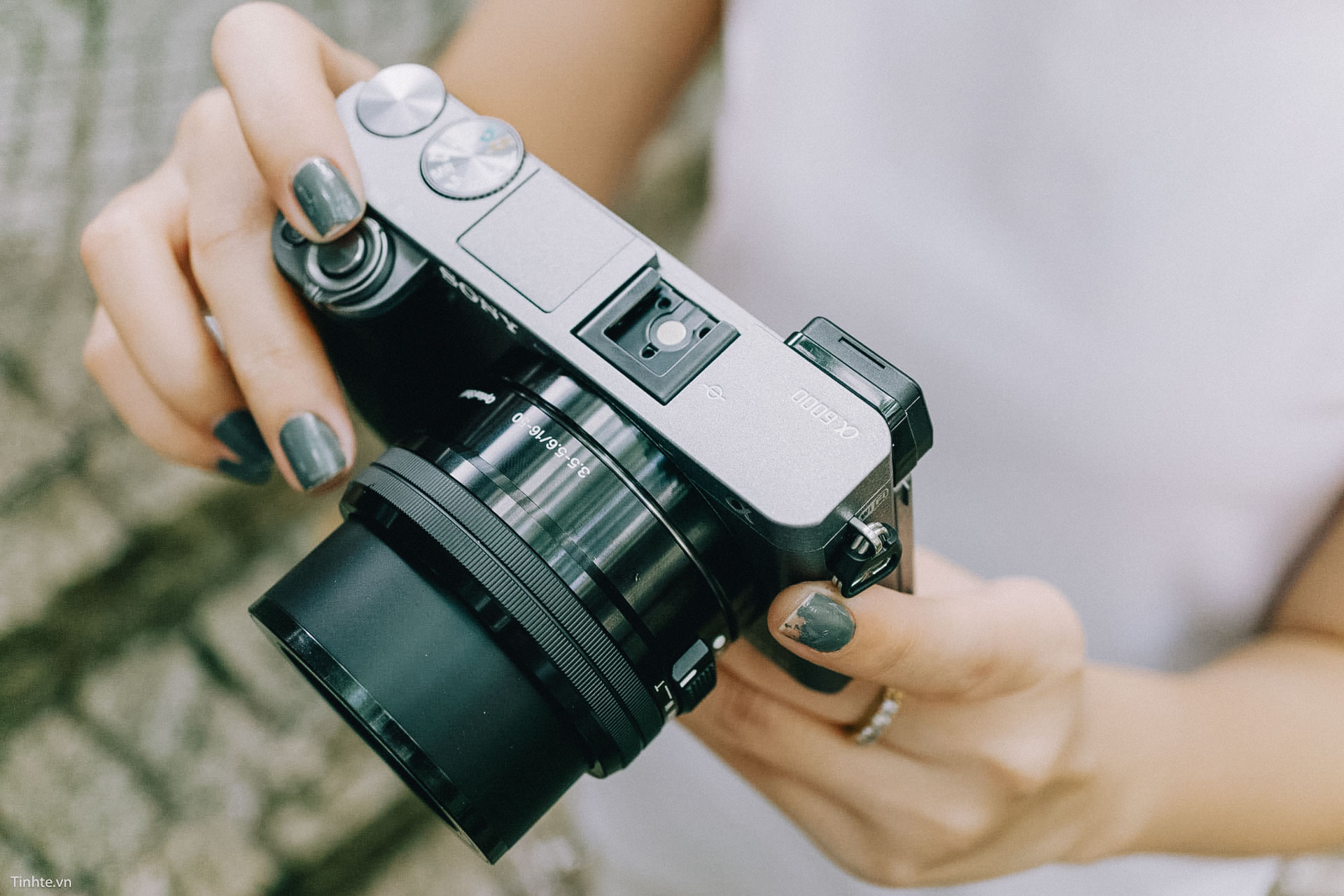 Sony Alpha 6000 286.