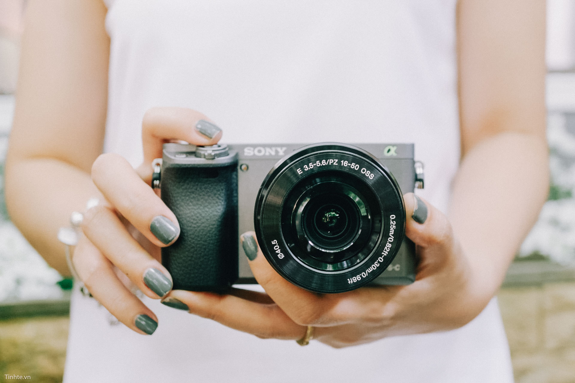 Sony Alpha 6000 848.