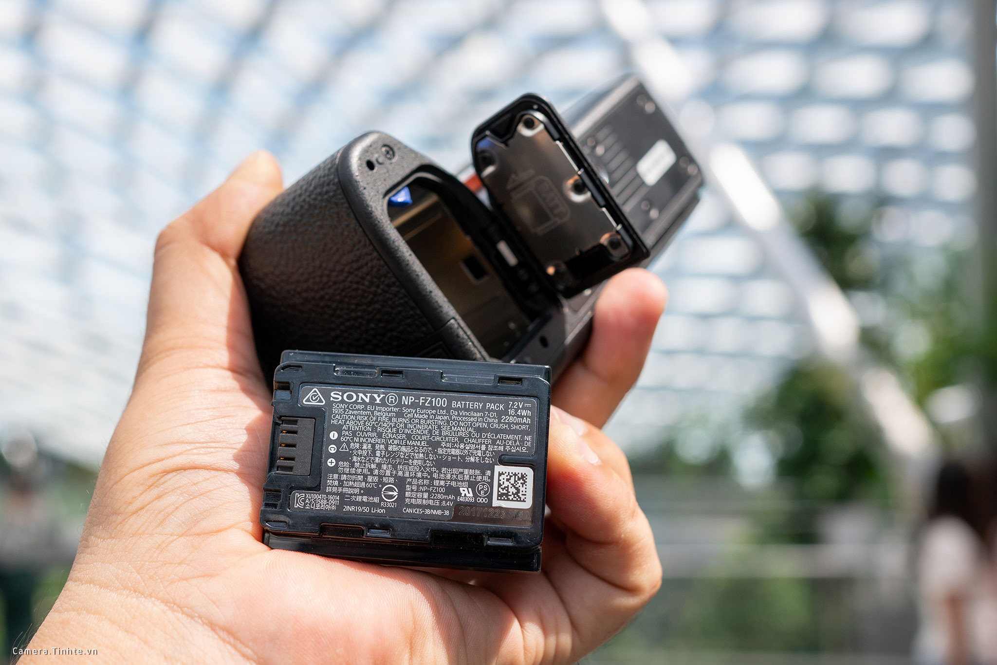 Sony Alpha 7R Mark IV 887.