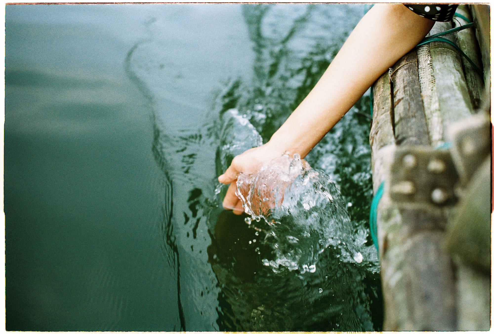 Vì sao ý thức bắt nguồn ở cấp độ lượng tử?