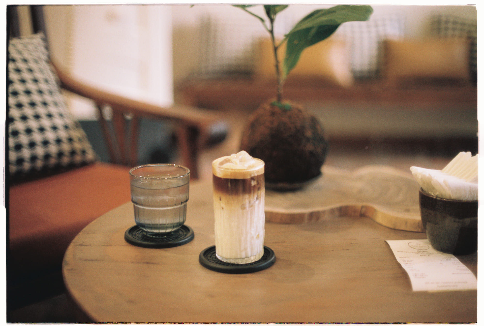 Sự xung đột của những bí ẩn của tâm trí và lượng tử