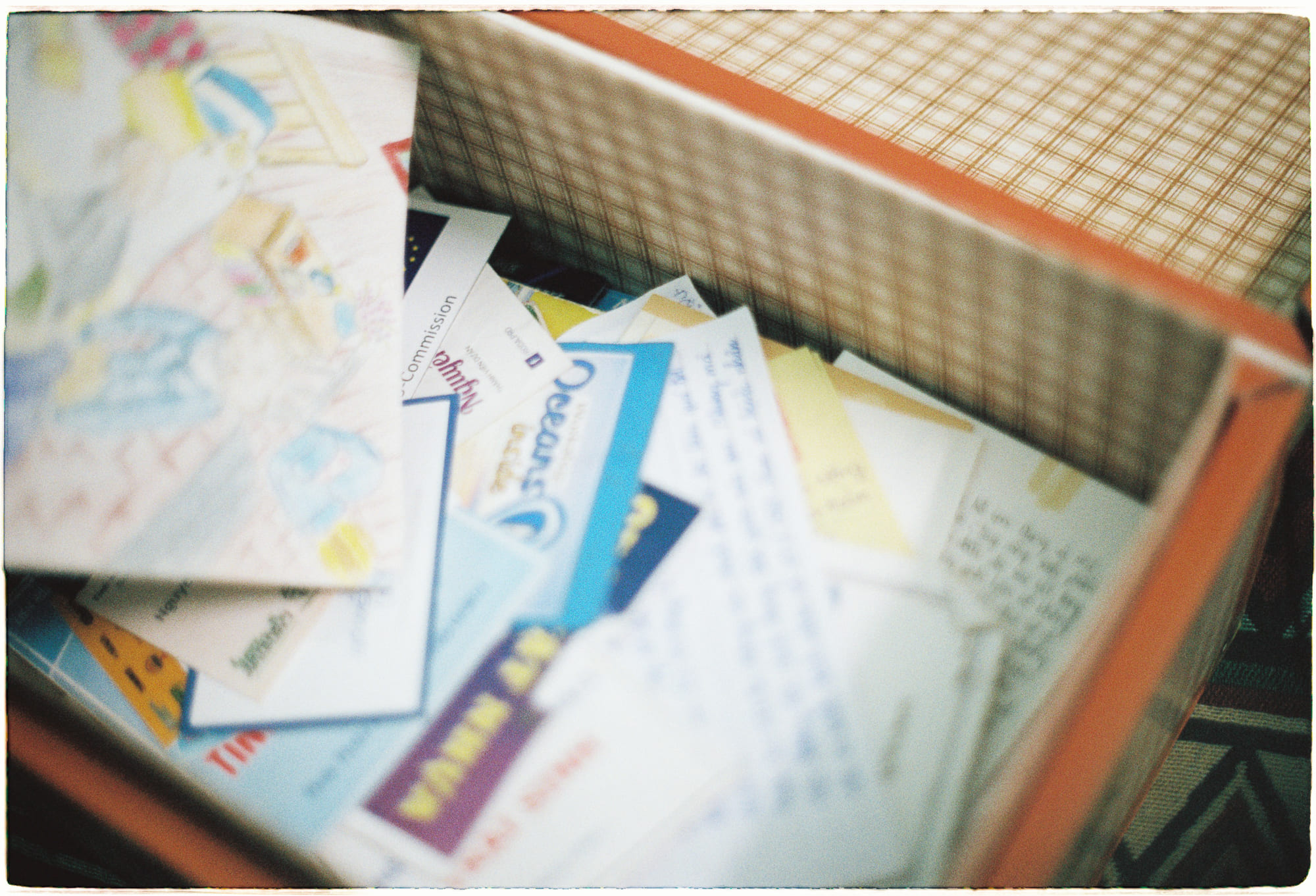 Màu sắc Vũ trụ được tô vẽ như thế nào?