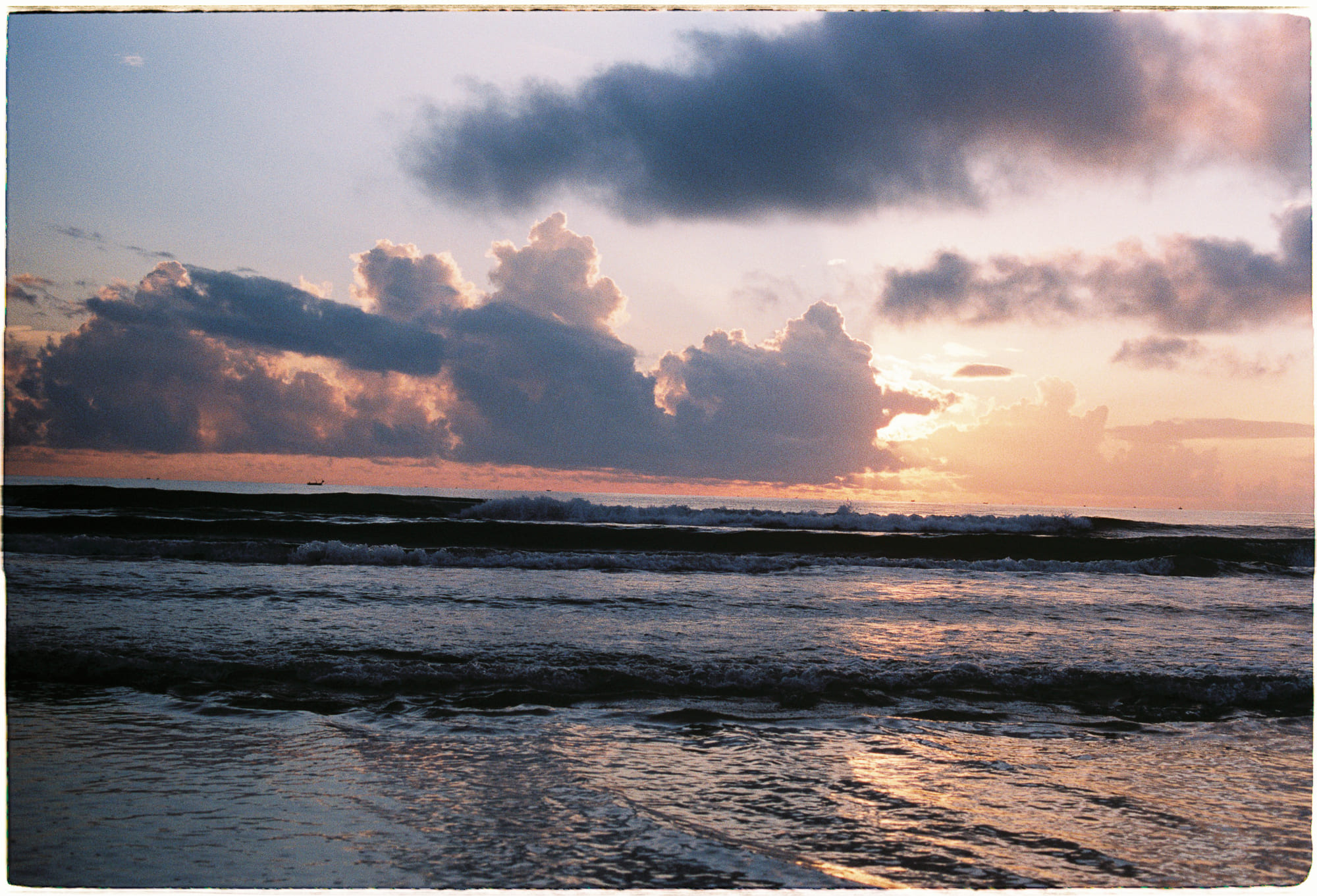 Hành tinh có nhất thiết phải hình tròn