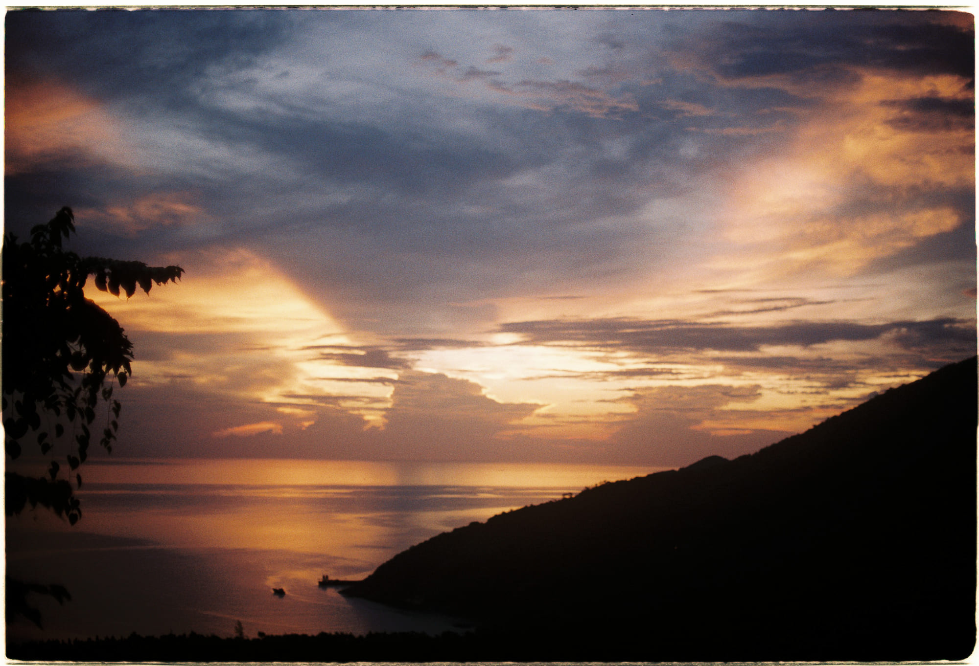 Trung tâm phát triển văn hóa đọc Nhà văn