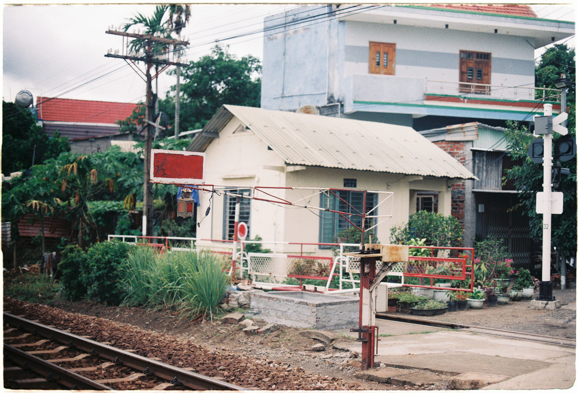 Mắt xích còn thiếu trong vật lý lỗ đen