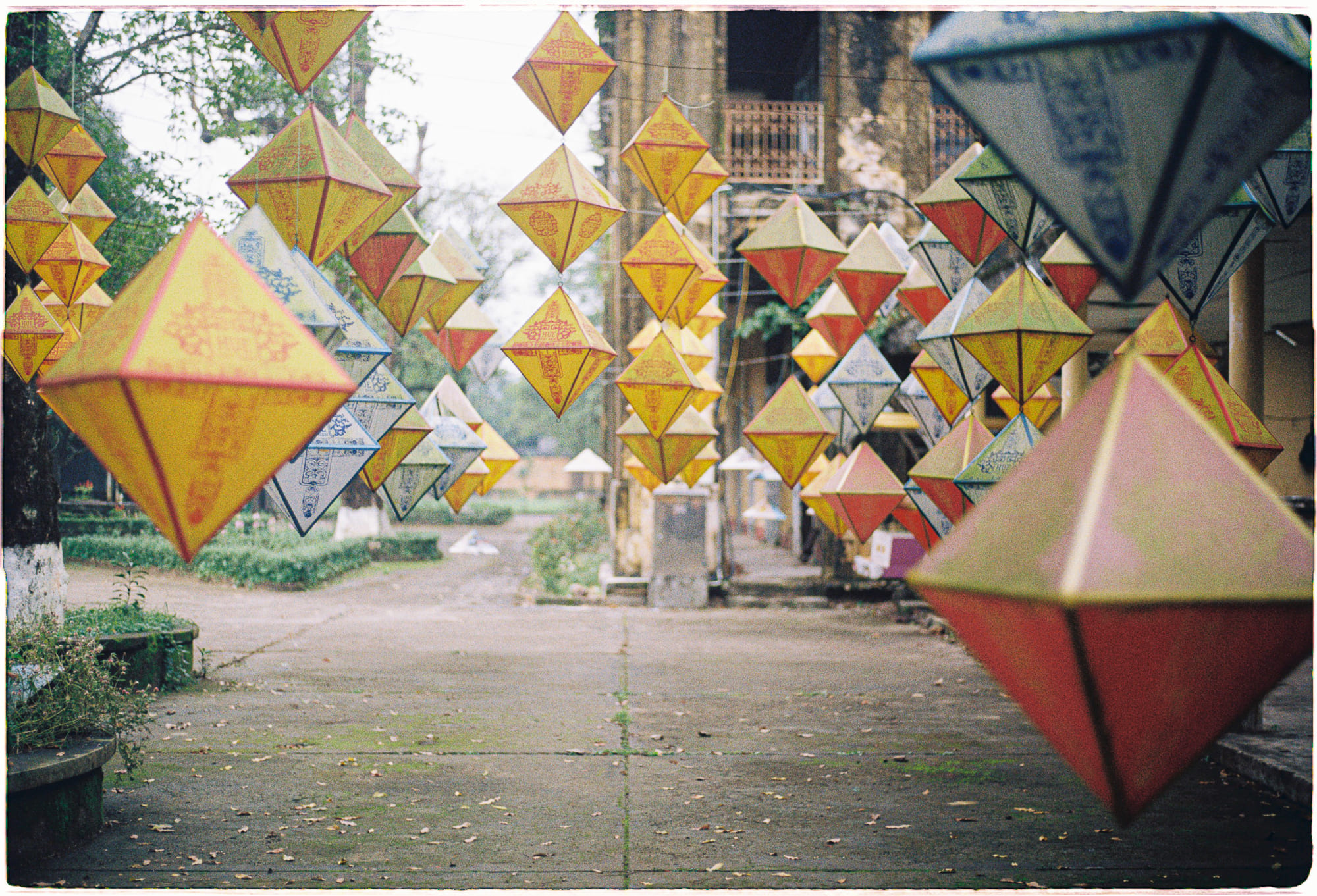 Im lặng đánh bại tội ác tư tưởng của Orwell 494 – tam ly hoc, ton giao, phat giao, triet hoc, toi ac tu tuong, tieu thuyet 1984, newspeak, george orwell, im lang tu tuong.