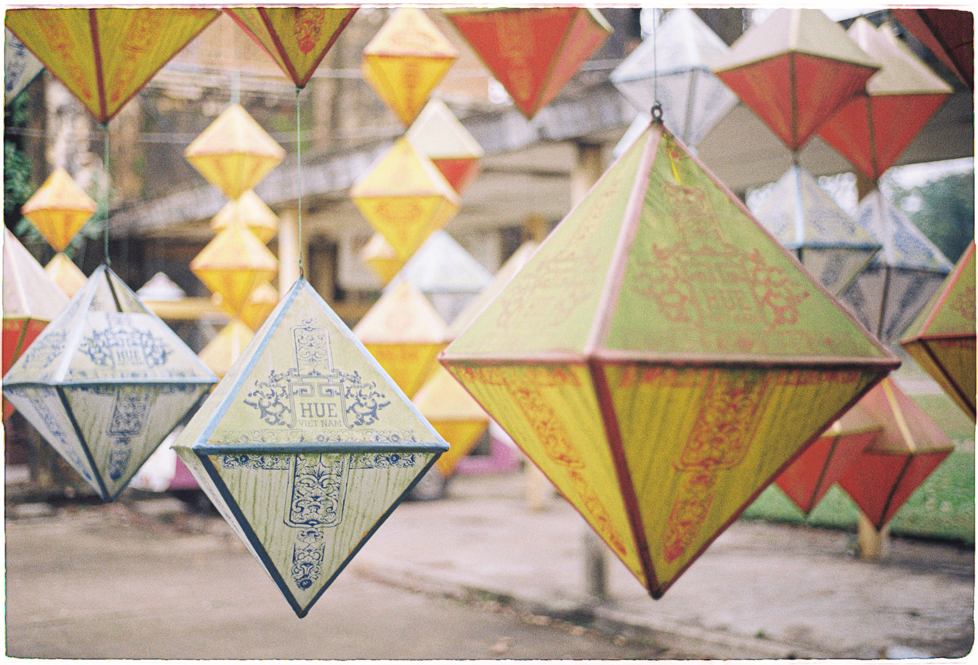 Giáo dục khai phóng cứu nền giáo dục đại học 295 – xa hoi hoc, tam ly hoc, tu duy, giao duc khai phong, tu duy nhan thuc, gayle greene, giao duc hoc.