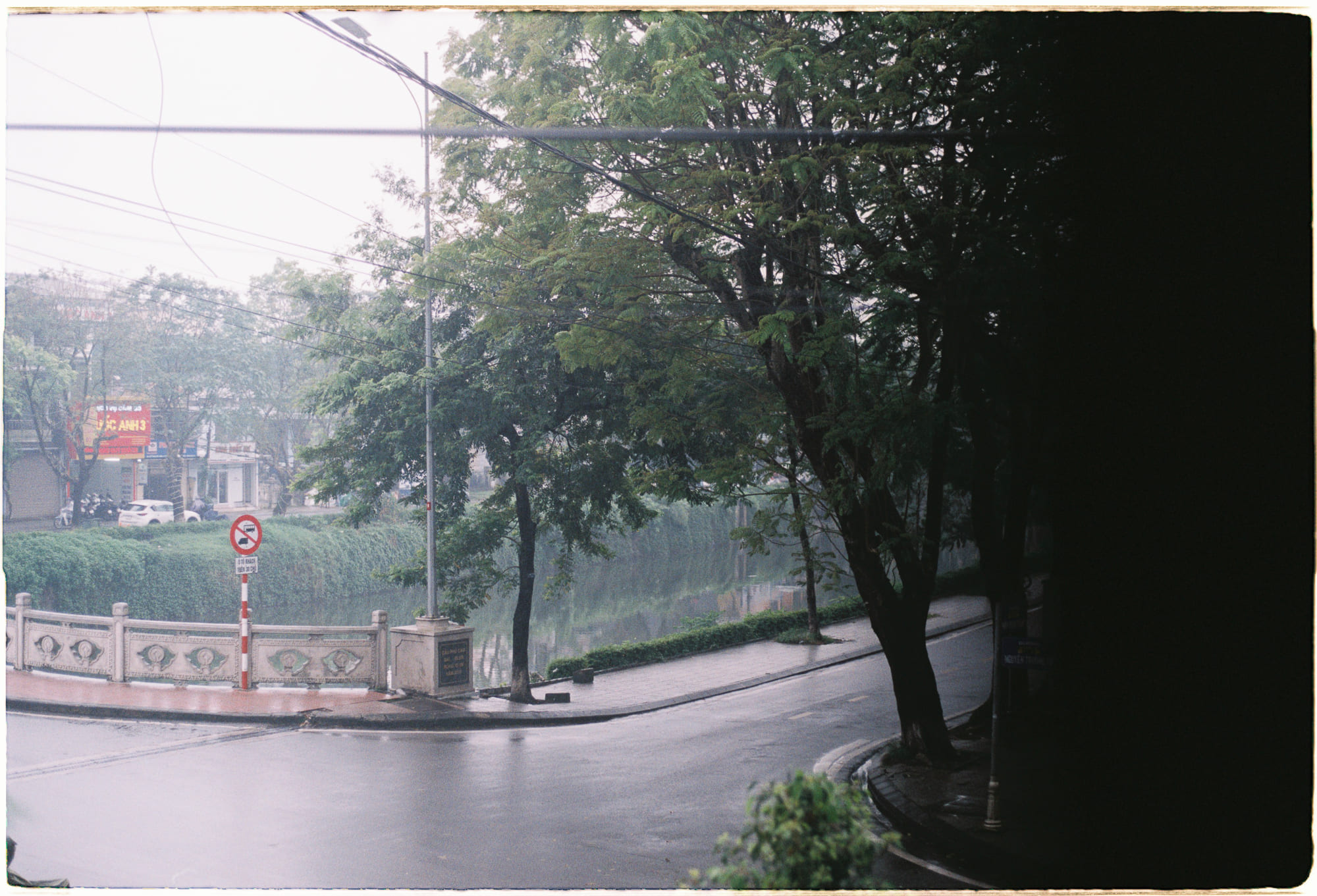 Diễn từ Nobel Văn học 1992 – Những mảnh vỡ của ký ức sử thi, Derek Walcott