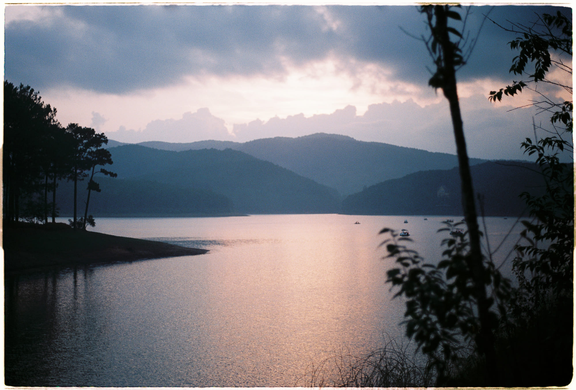 Dạy khoa học ở nhà trường đã bỏ lỡ điều gì? 615 – tam ly hoc, tam than hoc, tu duy, vat ly hoc, niem tin, xa hoi hoc, tam ly hoc, tu duy, nhan thuc xa hoi, tu duy nhan thuc, khoa hoc, giao duc thieu sot.