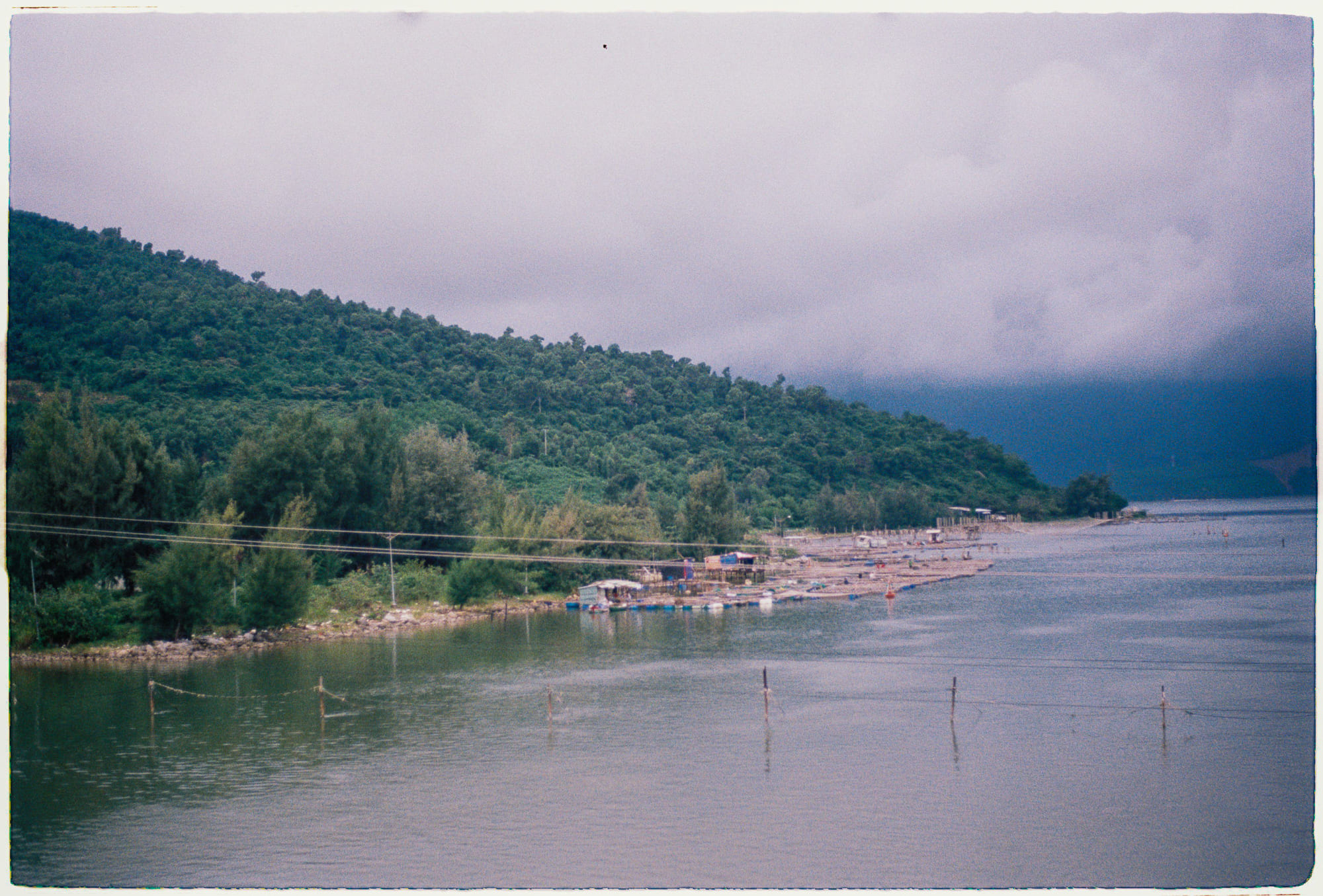 Sang chấn tâm lý nghiên cứu tội ác diệt chủng Sang chấn tâm lý nghiên cứu tội ác diệt chủng 722 – nghien cuu, van hoa, lich su, toi ac diet chung, sang chan tam ly, tam ly hoc, omer bartov, suc khoe tinh than, sang chan diet chung.