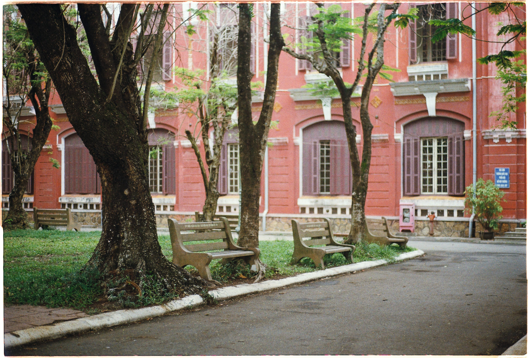 Danh sách theo thẻ bài gian