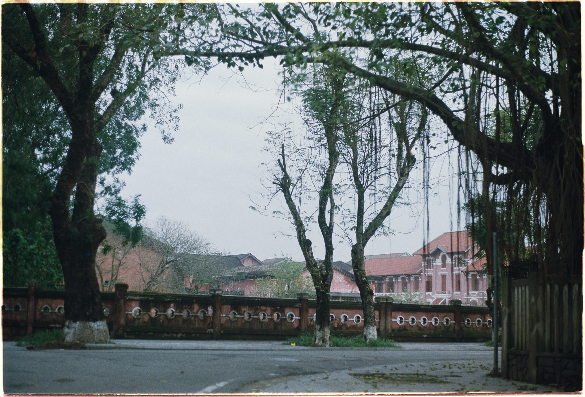 Bụt là hình hài, Bụt là tâm thức | Chương 06 900 – thu vien, van hoc, van hoc viet nam, doan van, ton giao, phat giao, thien van, thuc hanh ton giao, thich nhat hanh, but la hinh hai but la tam thuc, but la hinh hai but la tam thuc chuong 06, but la hinh hai but la tam thuc 06.