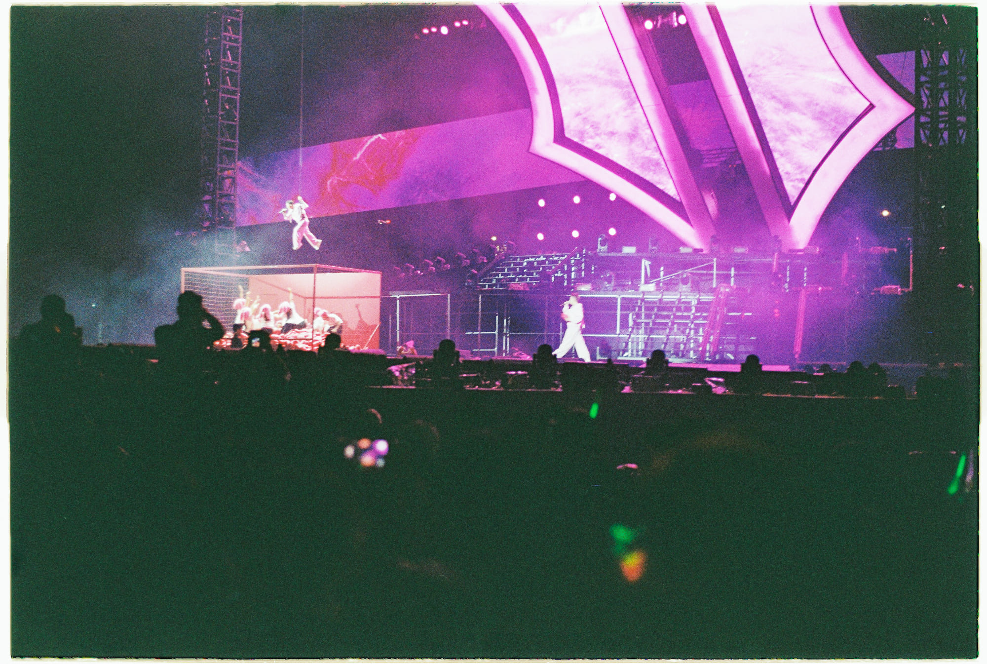 Thực tại khách quan tồn tại nếu không có Chúa 435 – niem tin, xa hoi hoc, tam ly hoc, tu duy, nhan thuc xa hoi, tu duy nhan thuc, ton giao, phat giao, thien chua giao, thuc hanh ton giao, chua troi thuc tai.