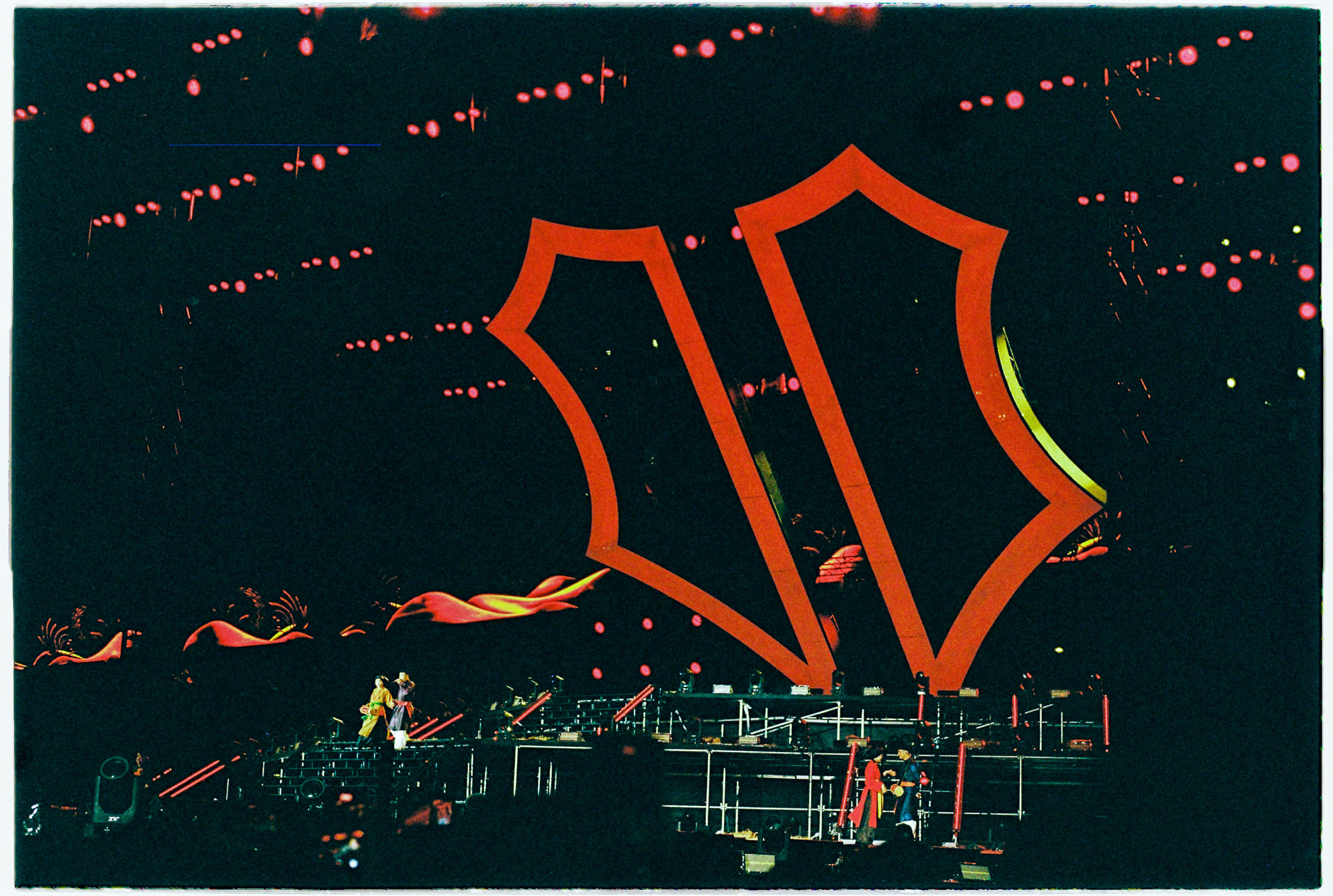 Tin vào tôn giáo và khoa học cùng lúc Tin vào tôn giáo và khoa học cùng lúc 609 – khoa hoc, niem tin, xa hoi hoc, tam ly hoc, tu duy, nhan thuc xa hoi, tu duy nhan thuc, ton giao, phat giao, thien chua giao, thuc hanh ton giao, niem tin khoa hoc.